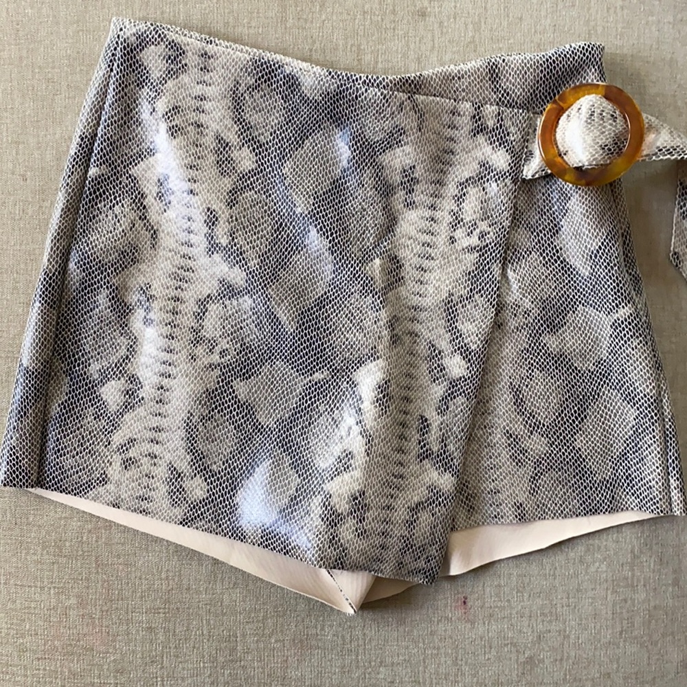 Zara skort